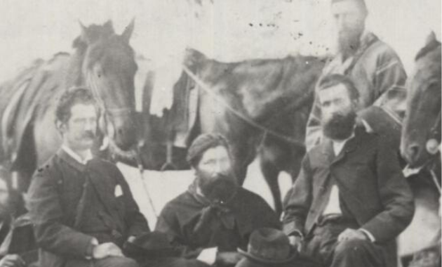 Fotografía de Blanes junto a otras personas