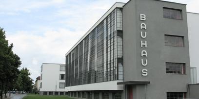 Imagen del edificio de la Bauhaus en Dessau.