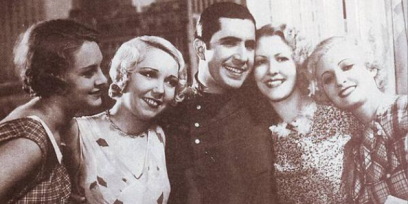 Fotografía de Carlos Gardel en el rodaje de la película Rubias de New York