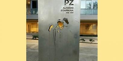Fotografía del monumento en recuerdo a Alfredo Zitarrosa