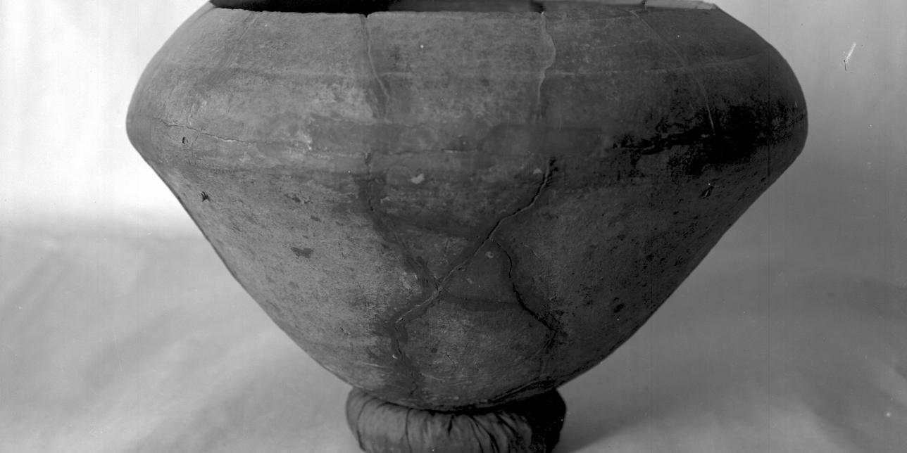 Cerámica indígena: urna funeraria