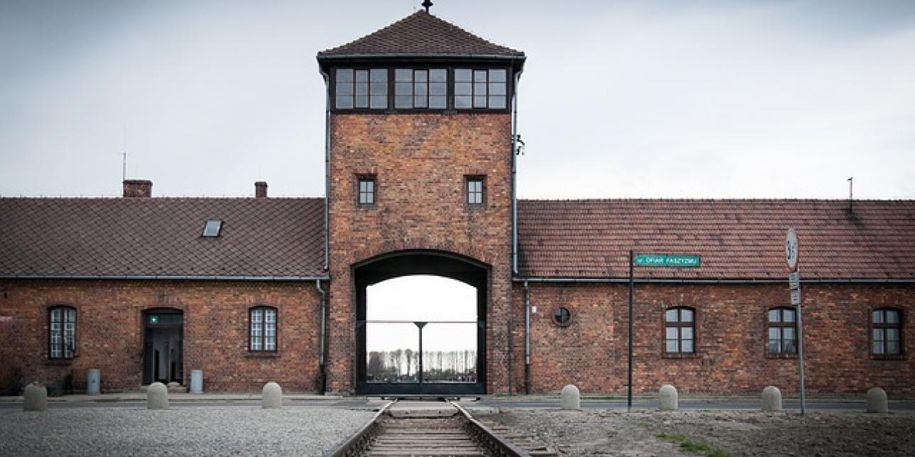 Entrada del campo de concentración nazi de Auschwitz
