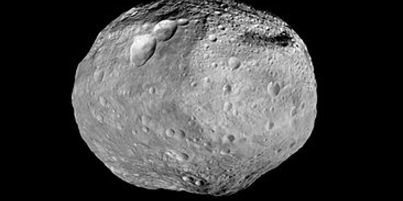 imagen de Vesta tomada por la sonda espacial Dawn